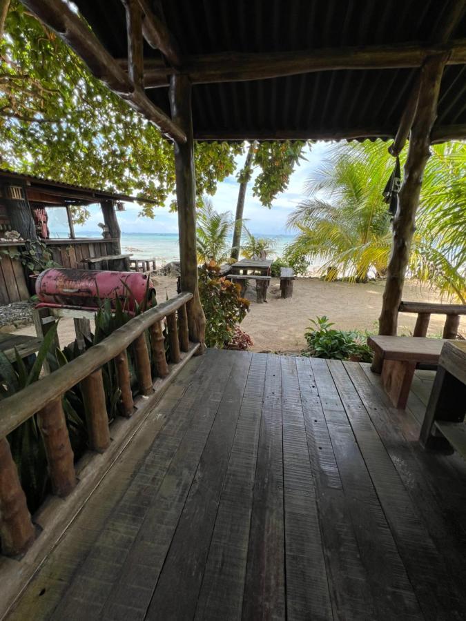 Beach House Kampung Genting Exterior photo