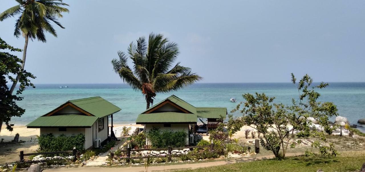 Beach House Kampung Genting Exterior photo